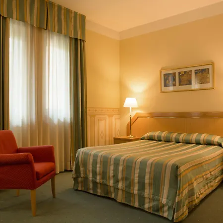 Hotel Nasco 4*
