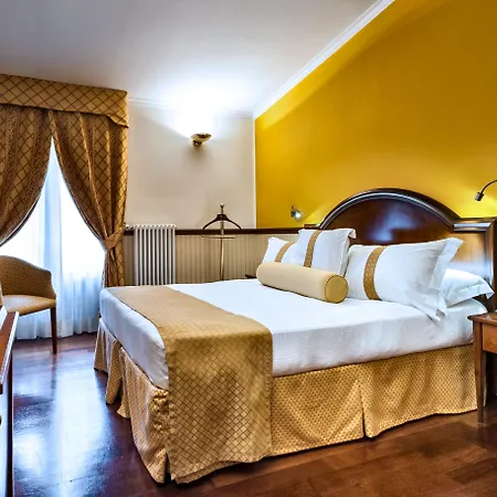 Worldhotel Casati 18 Hotel 4*