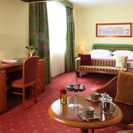 Starhotels Business Palace