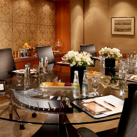 Four Seasons Hotel