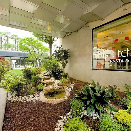 Ibis Centro 3*