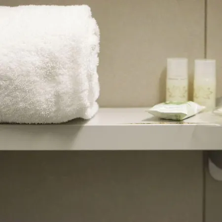 Aig Piero Rotta Hostal *