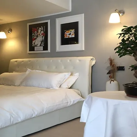 Paolo Sarpi 38 Apartment Milan