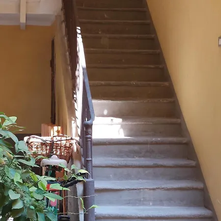 Apartamento 2 Via Fabio Mangone