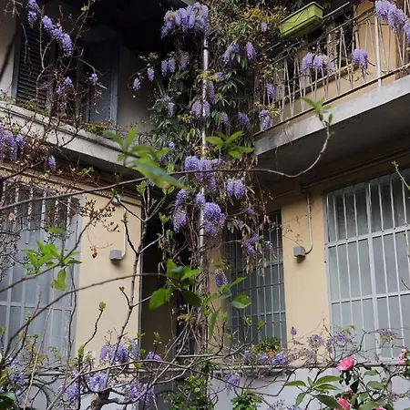 Pensión Isola Libera Milán