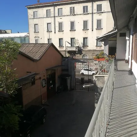 El Brumista Due 住宿加早餐酒店 米兰