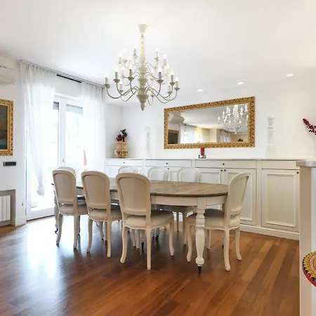 Appartement San Siro Stadium Luxury Milaan