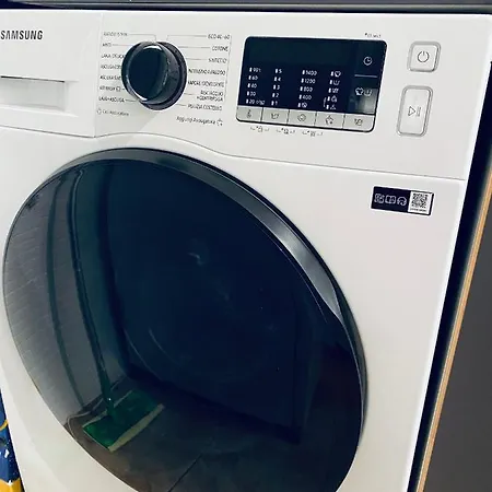 Appartamento Chiara 34 - M4 Metro Blu *