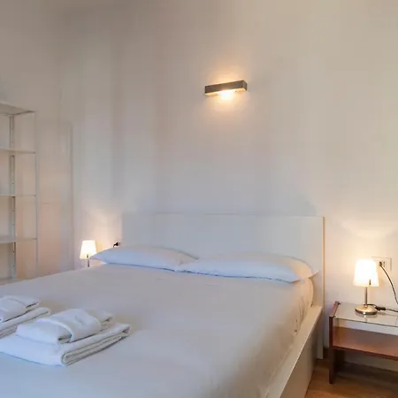 Apartment Comfort Near P Venezia / Cso B Aires - Casati