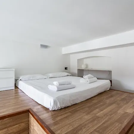 Apartament Guesthost - Apts Milano-corso Magenta