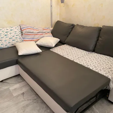 Impeccable In Next To M1 Metro 10 Mins Away From Duomo Wi-fi Feel Like Bed and Breakfast