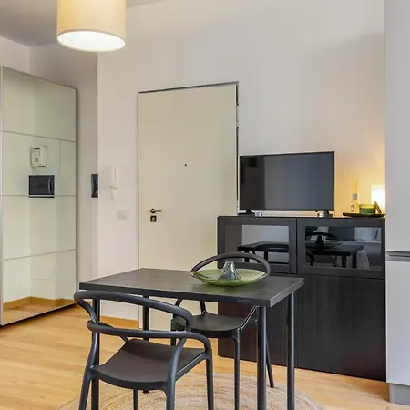 Easylife - - Galleria Buenos Aires 9- Duomo