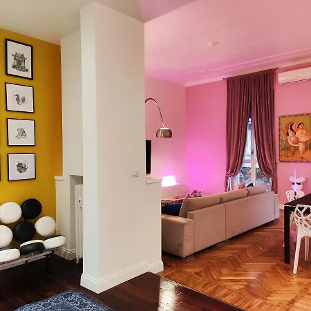 Apartment Designed Pop 2 Bedrooms, 2 Baths In Center - Wifi, Ac, Steps From Subway M1 And M2, Station And Airport Connected