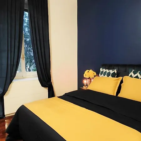 Apartment Designed Pop 2 Bedrooms, 2 Baths In Center - Wifi, Ac, Steps From Subway M1 And M2, Station And Airport Connected Milan