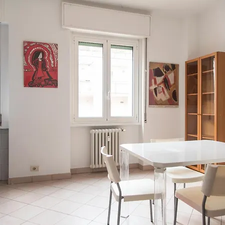 Apartment Youhosty - Metauro 4 Milan