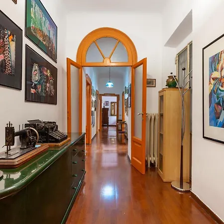 Apartment Bronzetti - Di Charme Centro