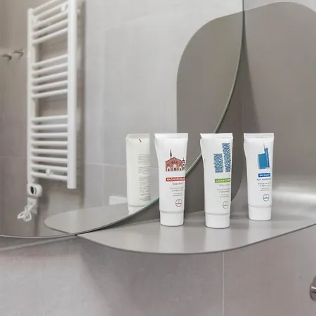 Italianway Easy - Commenda 35 公寓