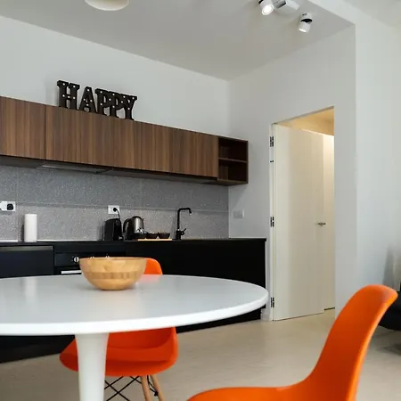 L'arche Canonica - Pretty Little House * Milán