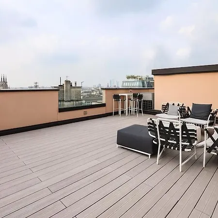 Luxury Duomo Apartment Milan