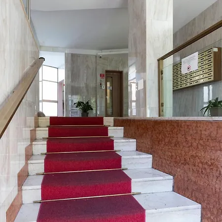 Tulipani 19 - Flower District * Milan