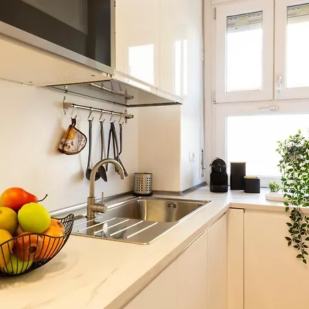 Tulipani 19 - Flower District Milan