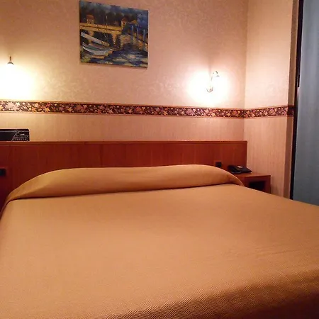 Szálloda Roxy 3*