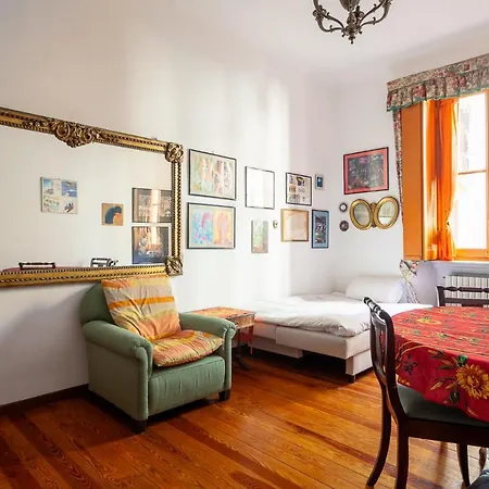 Apartment Bronzetti - Di Charme Centro Milan