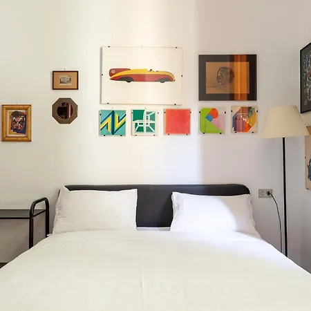 Apartment Bronzetti - Di Charme Centro