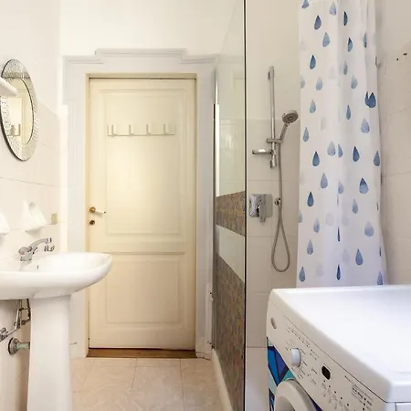 Bronzetti - Di Charme Centro Apartment Milan