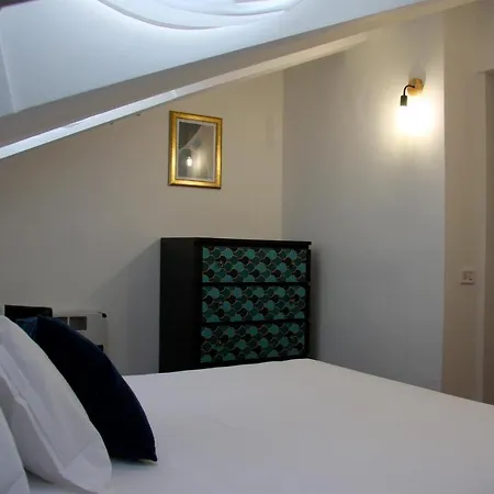 Appartement Mercanti Attic Version *