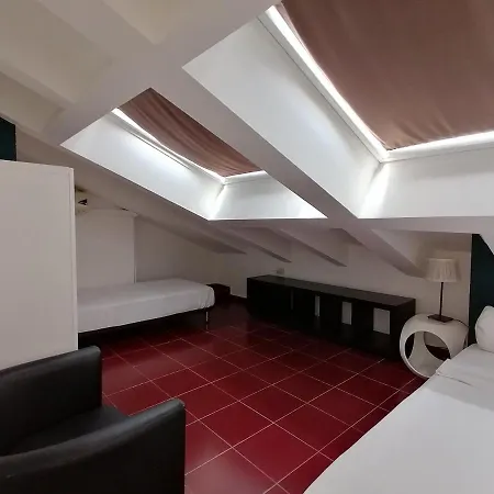 Mercanti Attic Version Appartement *