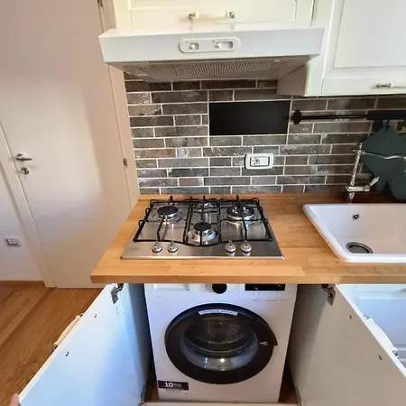 Amio - Next To M5 Ca Granda *