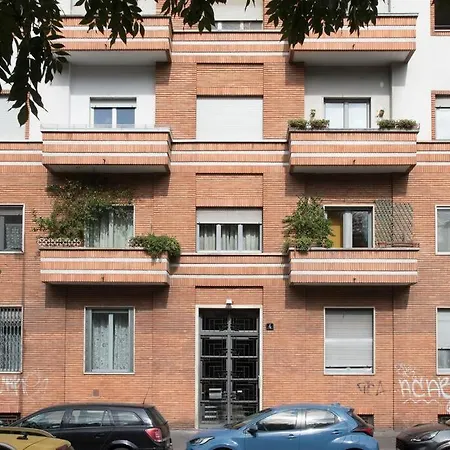 Apartment Youhosty - Napoli 4 *