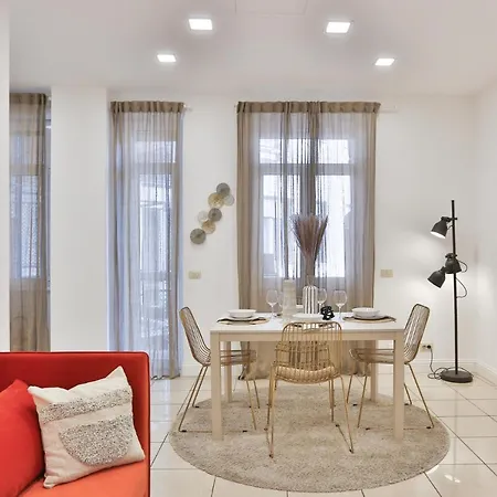Easylife - Elegante E Rifinito Vista Duomo In Piazza San Babila Apartment *