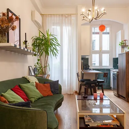 Apartment Uberti 31 - Di Charme In Palazzo D'epoca *