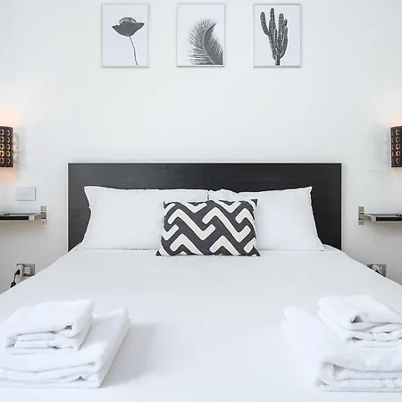 Stylish Garibaldi Sempione 85m2 - Self Check-in * 밀라노