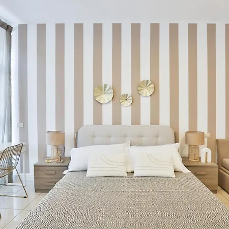 Apartment Easylife - Elegante E Rifinito Vista Duomo In Piazza San Babila Milan