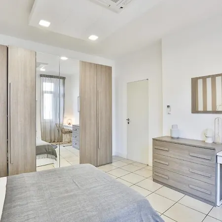 Apartment Easylife - Elegante E Rifinito Vista Duomo In Piazza San Babila