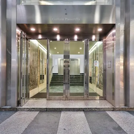 Easylife - Elegante E Rifinito Vista Duomo In Piazza San Babila Apartment *