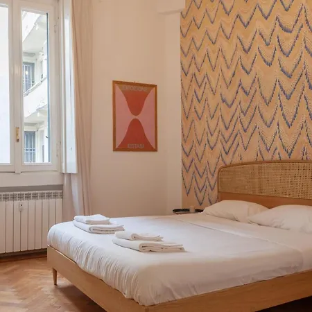 Uberti 31 - Di Charme In Palazzo D'epoca * Milan