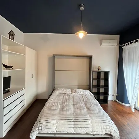 Citta Studi - Front Metro Lambrate Milán