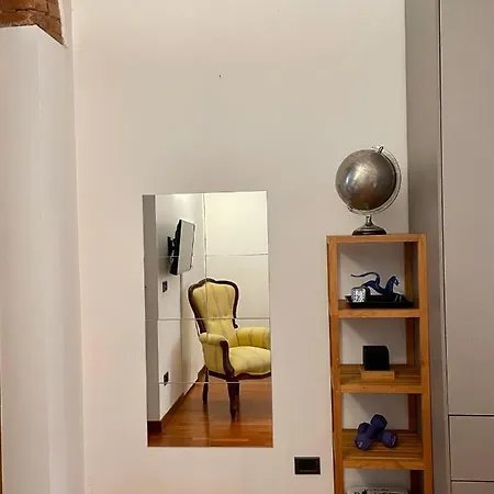 La Casa Di Ringhiera In Sarpi-sempione-moscova Milão
