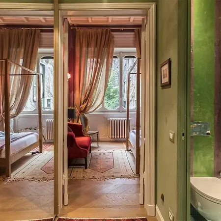 Italianway - Borgonuovo 12