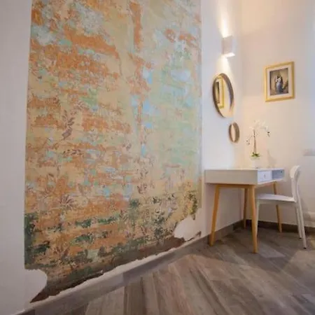 Glamour Liberty Sabotino38