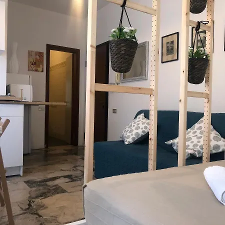 Martini 33 ميلان