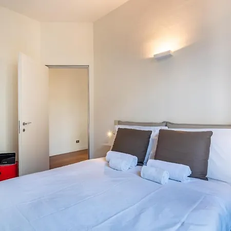 Apartment Easylife - - Maroncelli 14 - Garibaldi Milan