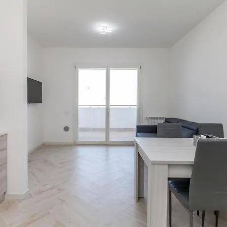 12° Piano Torre Diamante - 67