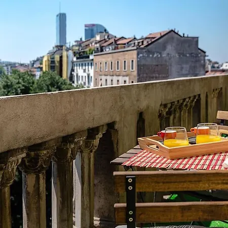 Center-design Attic Penthouse With Private Terrace *