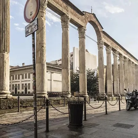 Porta Ticinese 24 Μιλάνο