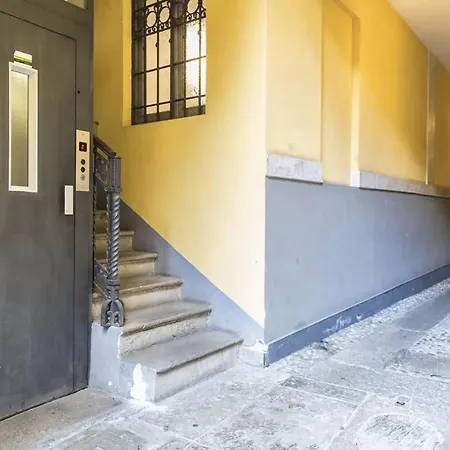 Porta Ticinese 24 Διαμέρισμα *
